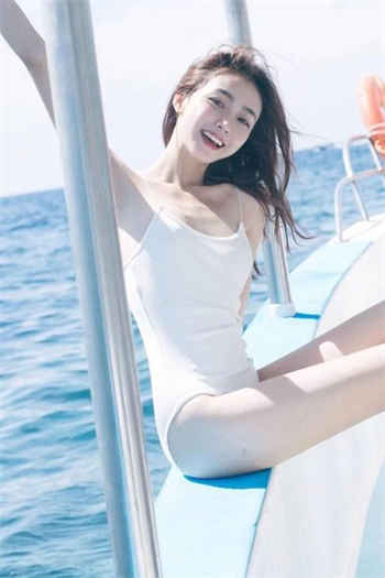 姑娘与烈酒