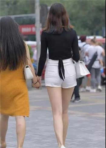 伊人成长网伊人在香蕉