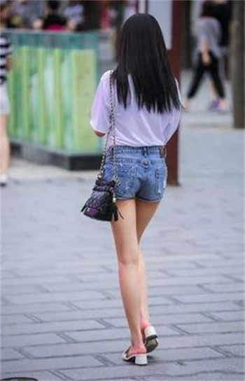 爱情公寓之我的老婆是诺澜