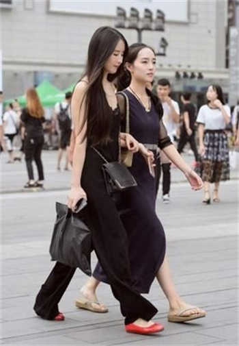 大佬们的小奶团是人鱼