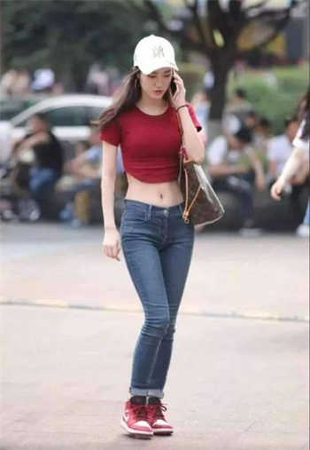 新妻的梯子动漫百度云