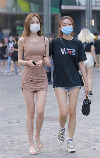 男子监狱的女管教txt40