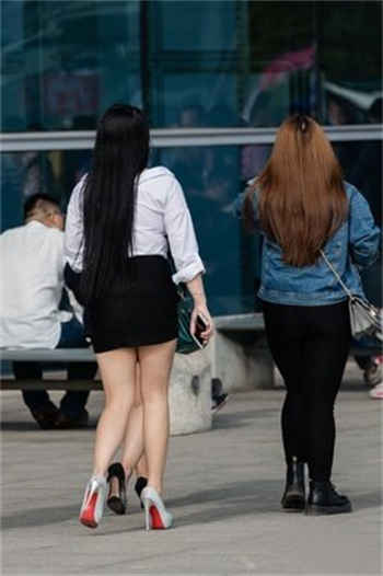 女人开附近人的目的