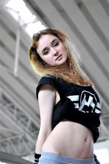 mukd353女主角是谁