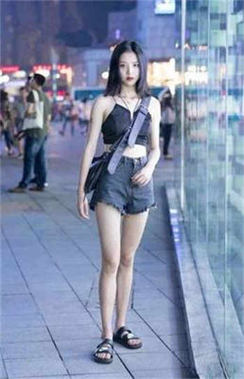 快手颖颖很饿ouo图片