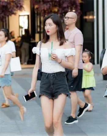 女主播舞蹈录制微博