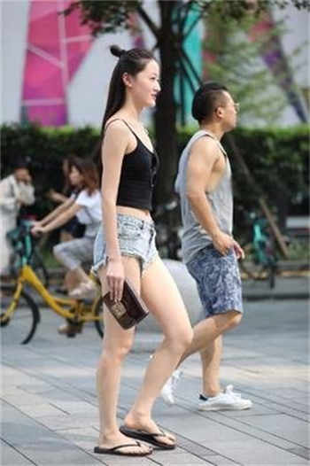 照顾老人木鱼夫