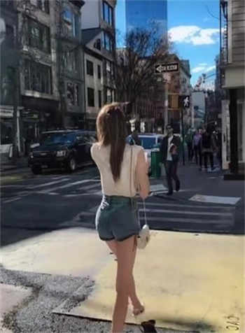 蒂凡尼的早餐删减