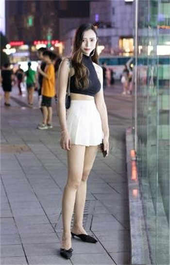 他是一个小乖乖