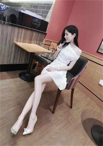 qq附近人加私人号