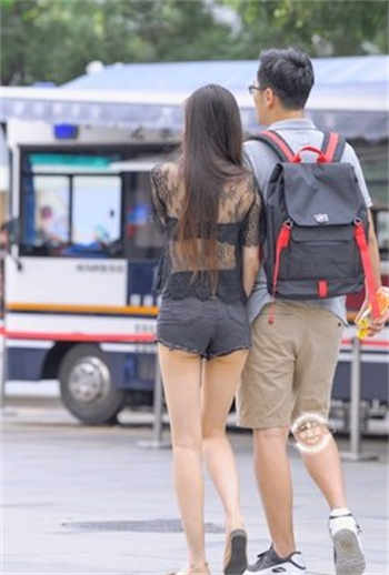 猫爪传媒顾桃桃画家