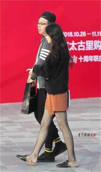 lol泳池派对本子acg