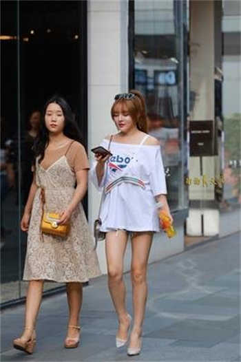 魔女动车免费看
