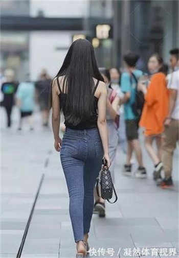 纲手和鸣人 邪恶高清